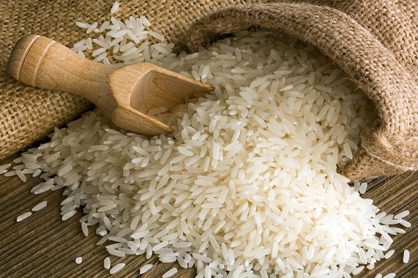 کشف محموله ارزاق عمومی و برنج قاچاق در پایانه مرزی شلمچه
