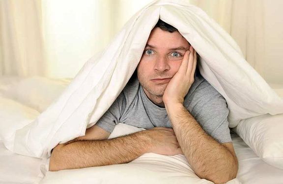 چرا پس از بیدار شدن از خواب چرک و بوگندو هستیم؟