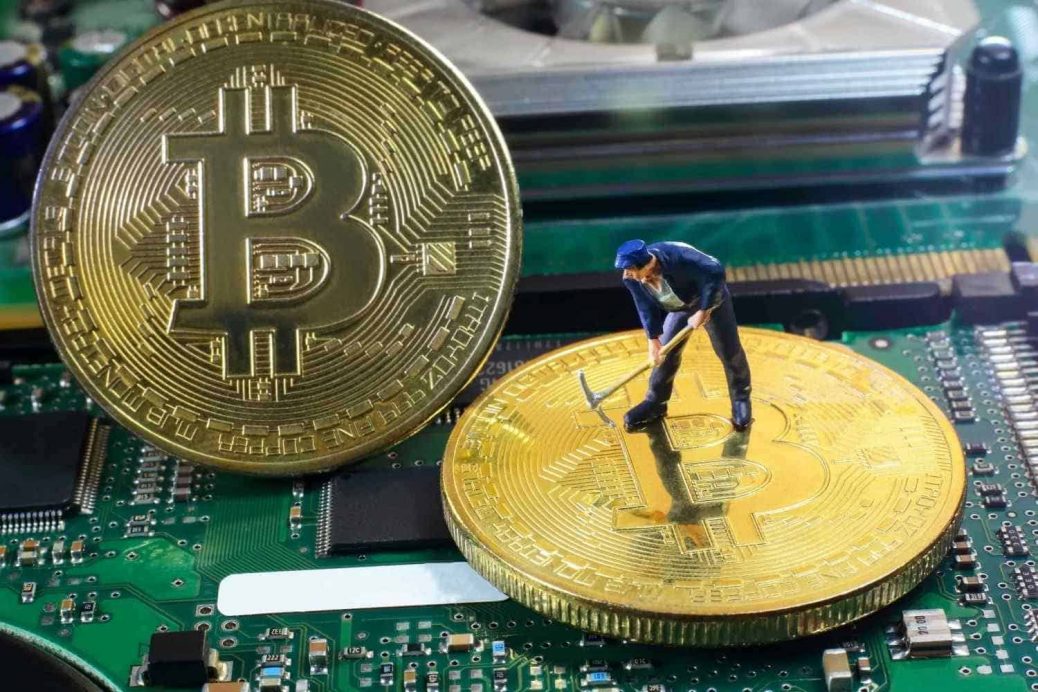 شرکت برق تکلیفش را با «تولید کنندگان ارز دیجیتال» معلوم کرد