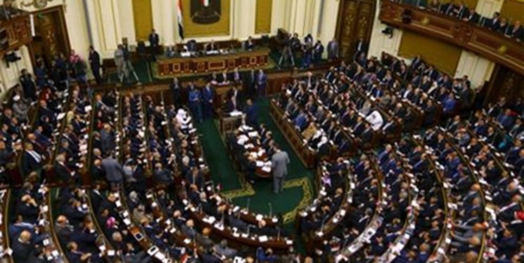 مصر همچنان در وضعیت فوق العاده می‌ماند