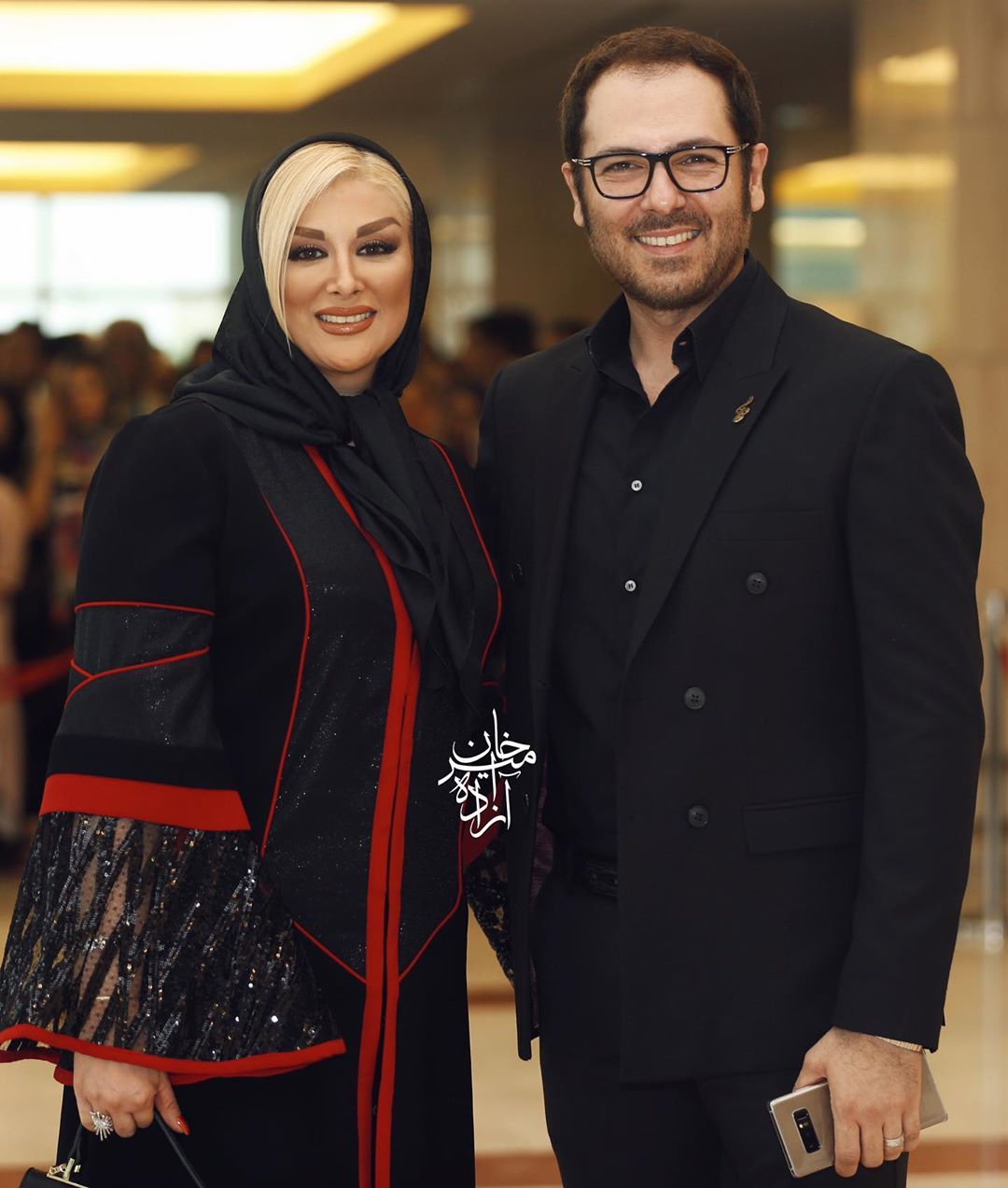 چهره خندان کوروش تهامی و همسرش در جشن حافظ