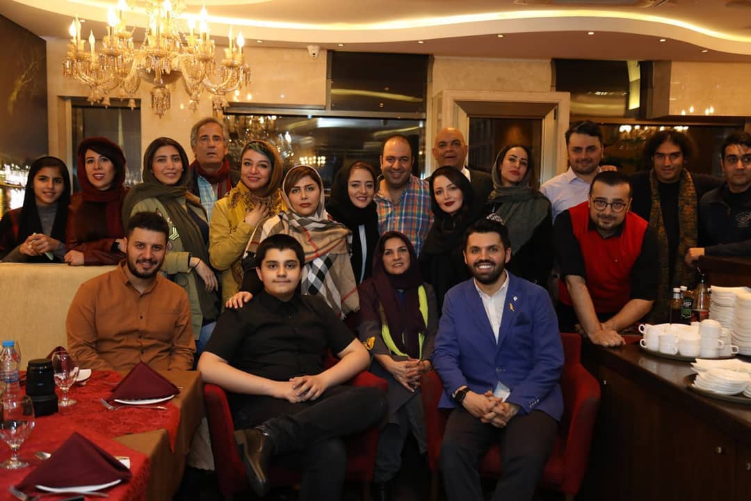 چهره ها/ کسانی که بعد از رفتن علی معلم در کنار آذر معماریان بودند