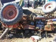 واژگونی تراکتور در رزن یک کشته بر جای گذاشت