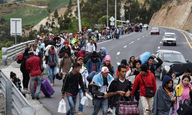 خروج شهروندان ونزوئلایی از کشور شدت گرفت