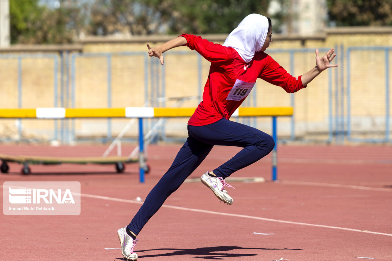 مسابقات ورزشی قهرمانی دانش آموزان دختر در شهرکرد