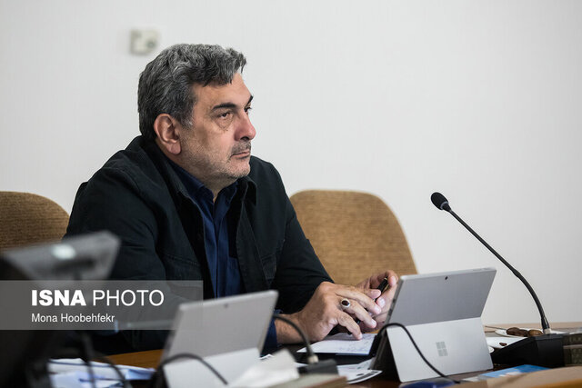 تماس حناچی با سردار رحیمی برای آزاديِ بازداشت شدگان تجمع مقابل شهرداری