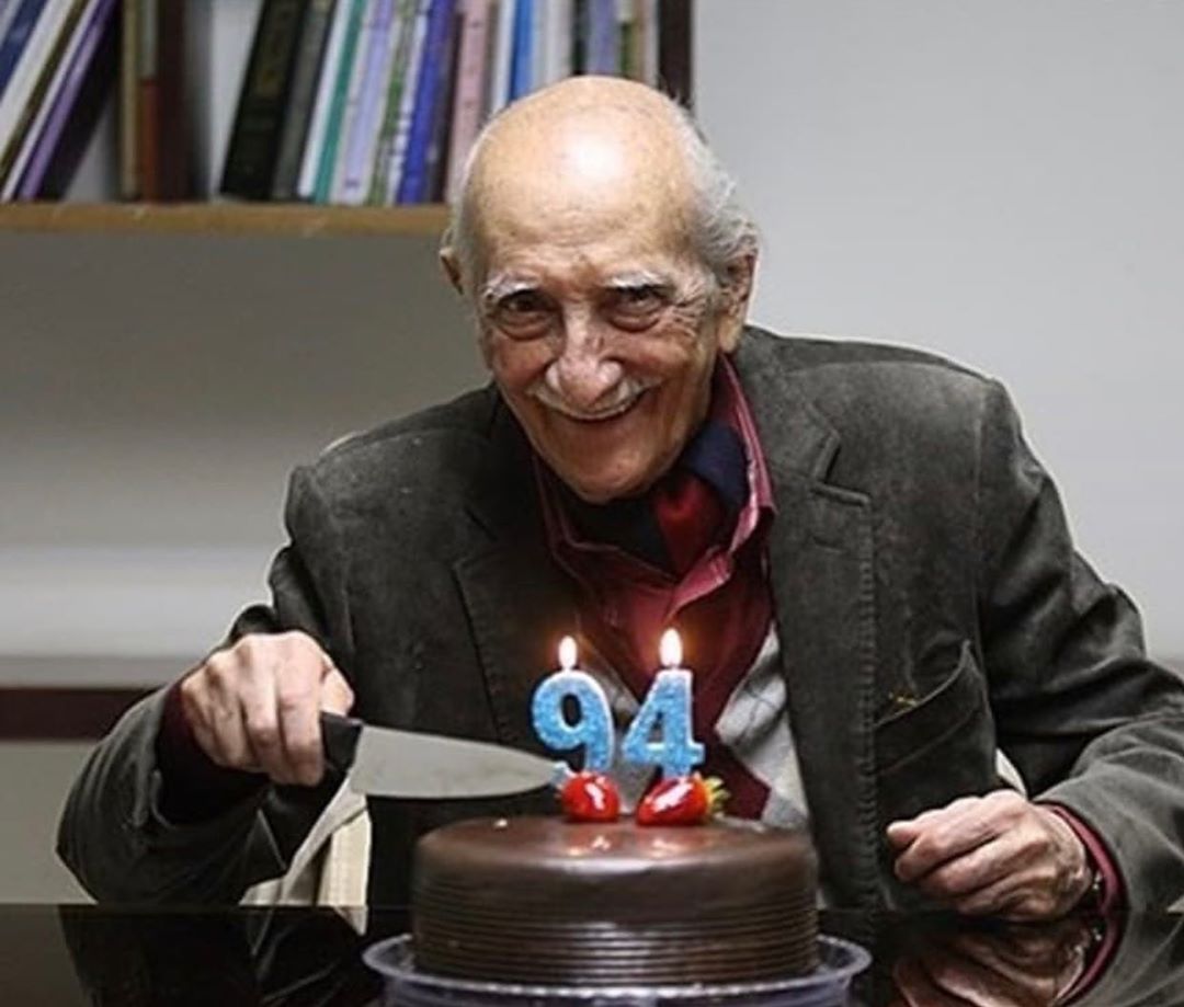 چهره ها/ عکسی از تولد 94 سالگی زنده‌یاد داریوش اسدزاده