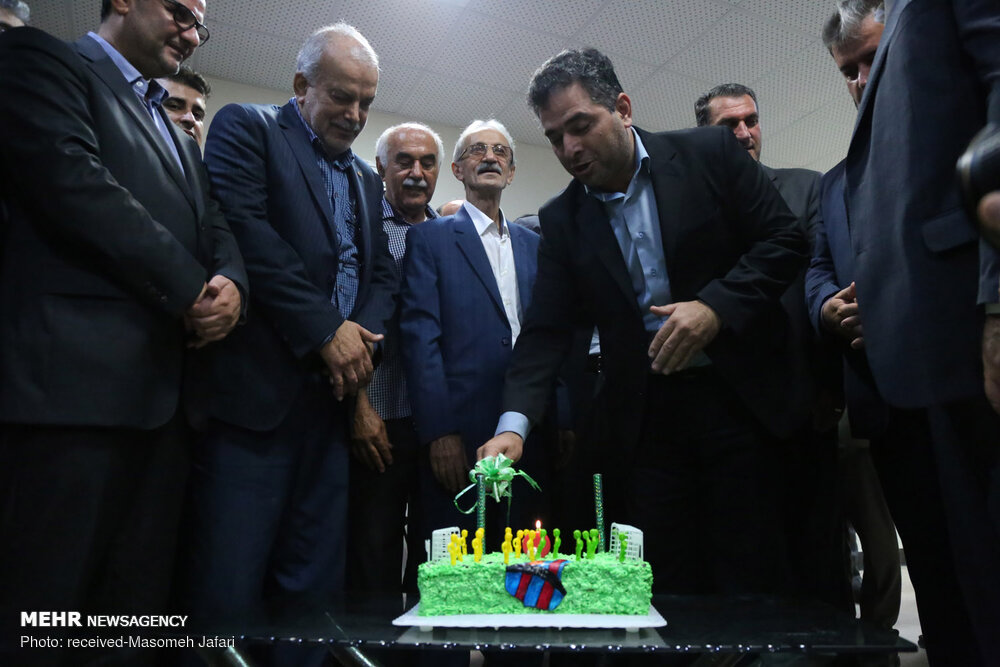 تجهیز و نوسازی ورزشگاه شهید وطنی قائمشهر
