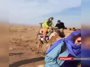 شترسواری توریست‌های سوئیسی در کویر مصر