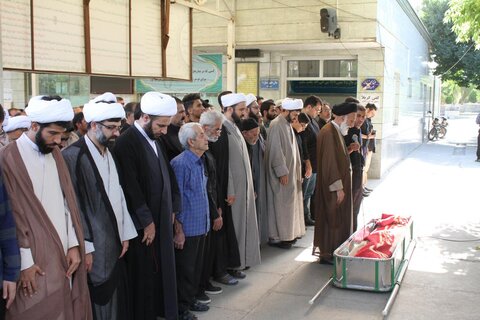 یکی از فضلای همدان درگذشت