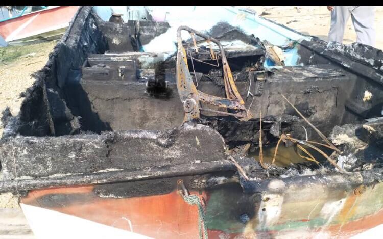 سه قایق صیادی در اسکله عسلویه دچار آتش سوزی شد