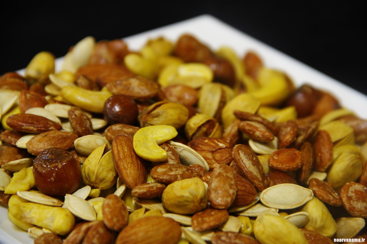  آجیل با حملات قلبی کُشنده مبارزه می‌کند