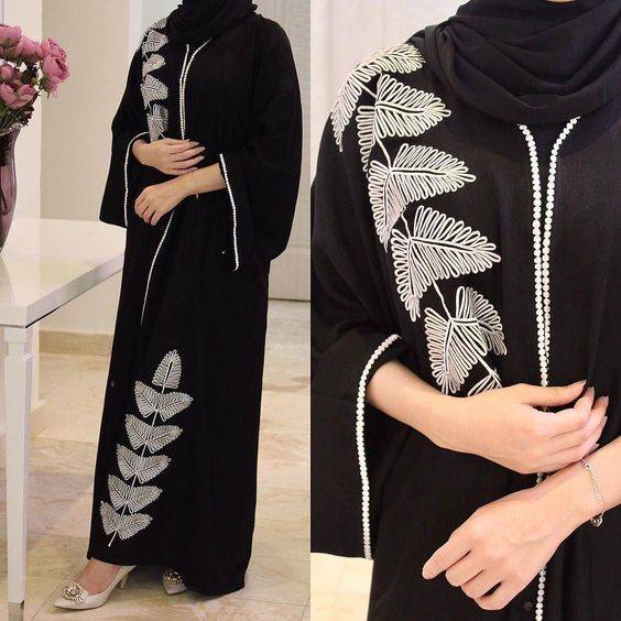 مدل مانتوهای مشکی مجلسی