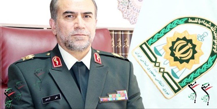 اتوبوس حامل قاچاق در دیواندره توقیف شد/ کشف محموله قاچاق 1.2 میلیارد ریالی