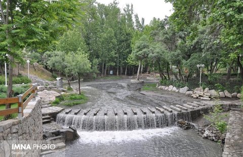 احداث زمین بازی ویژه کودکان در بوستان بزرگ سلامت