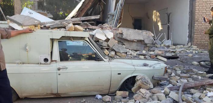 تخریب خانه بهداشت معلم‎ کلایه به علت انفجار گاز