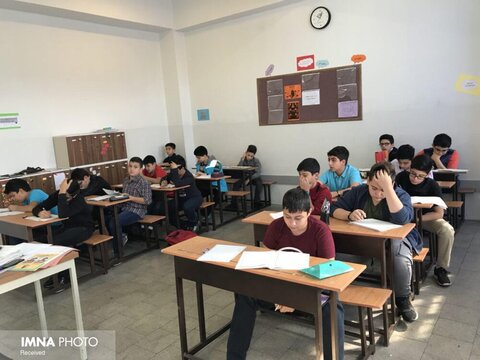 احتمال تشکیل مدارس دو و سه شیفته در اصفهان