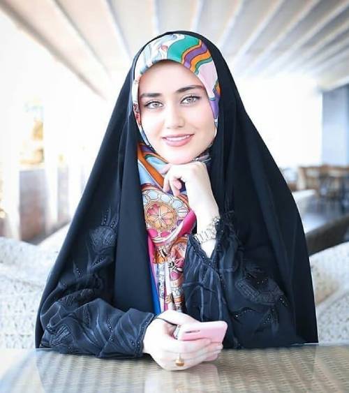 تیپ چادری متنوع با مدل‌های روسری