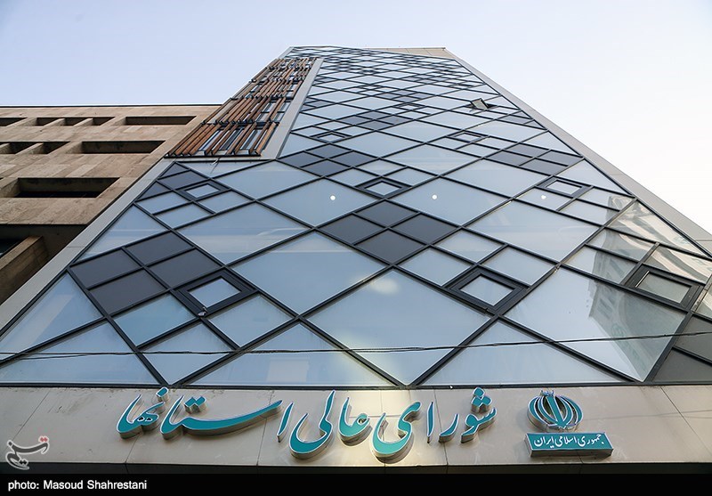 معاون عمرانی استاندار کردستان دست از دخالت در انتخاب شهردارها بردارد