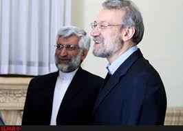 اصولگرایان به دنبال جایگزینی جلیلی با لاریجانی در مجلس