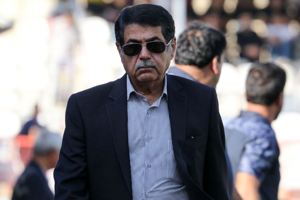 سرمربی استقلال برکنار شد