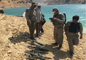 صیاد متخلف در شهرستان اردل دستگیر شد