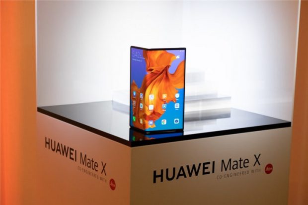 منتظر عرضه هواوی Mate X باشید
