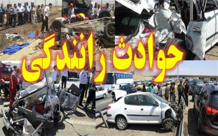 برخورد تریلی و مینی‌بوس 10 مصدوم برجای گذاشت