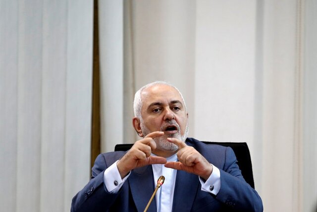دلیل ظریف برای تمایل در مورد سفر به عربستان