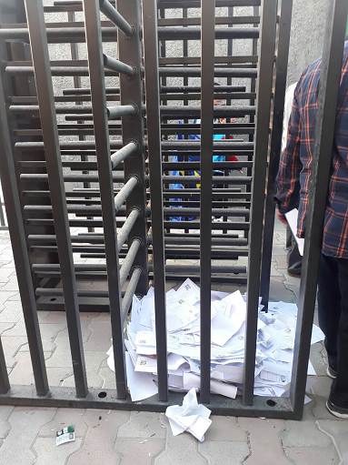 وضعیت عجیب کنترل بلیت و ورودی ورزشگاه شهدای شهر قدس