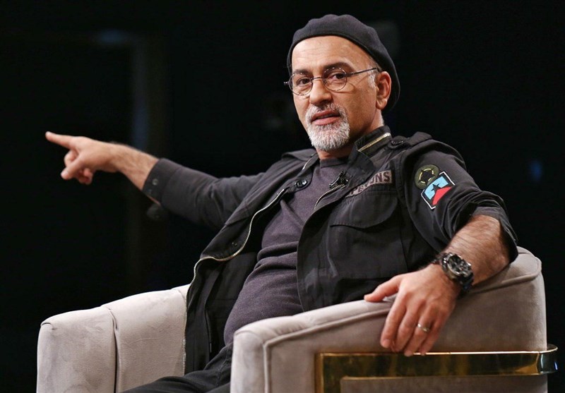 حمیدرضا آذرنگ: ماشینم را می‌فروشم تا سرم جلوی شهید جهان‌آرا پایین نباشد