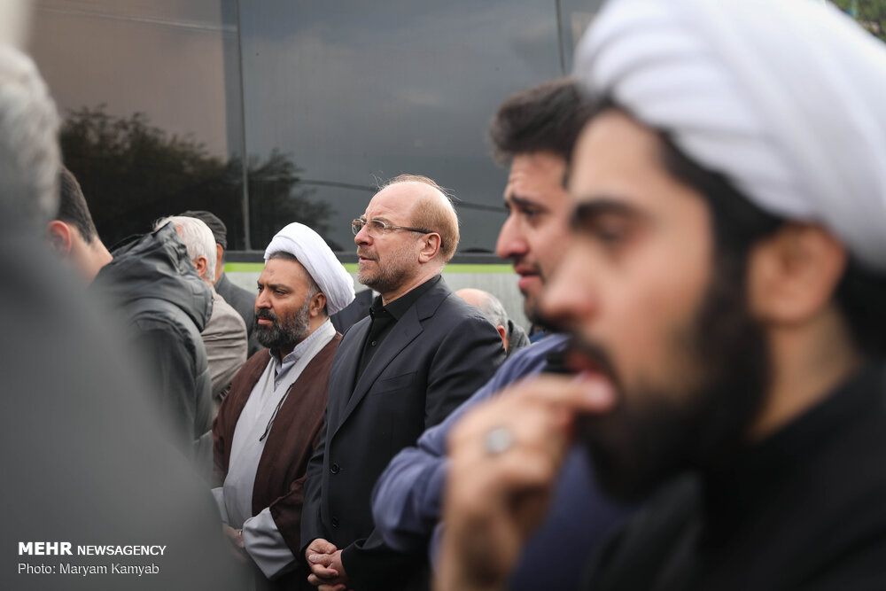 قالیباف در تشییع پیکر حجت الاسلام آژینی