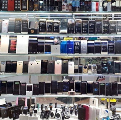 بازار گوشی تلفن همراه باید شفاف شود