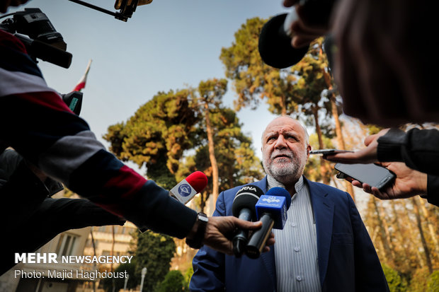 فعلا برنامهای برای سهمیهبندی بنزین نداریم