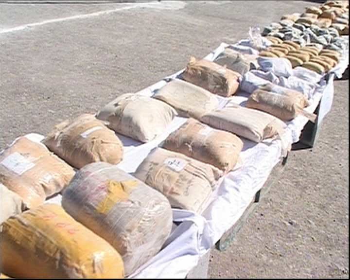 کشف یک تن مواد مخدر در سواحل غربی پارسیان