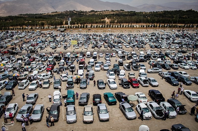 تاخت و تاز قیمت‌ها در بازار خودرو ادامه دارد