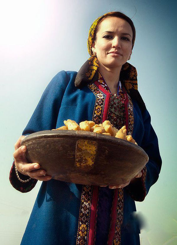 ۱۵ مدل لباس ترکمنی زنانه زیبا و جذاب