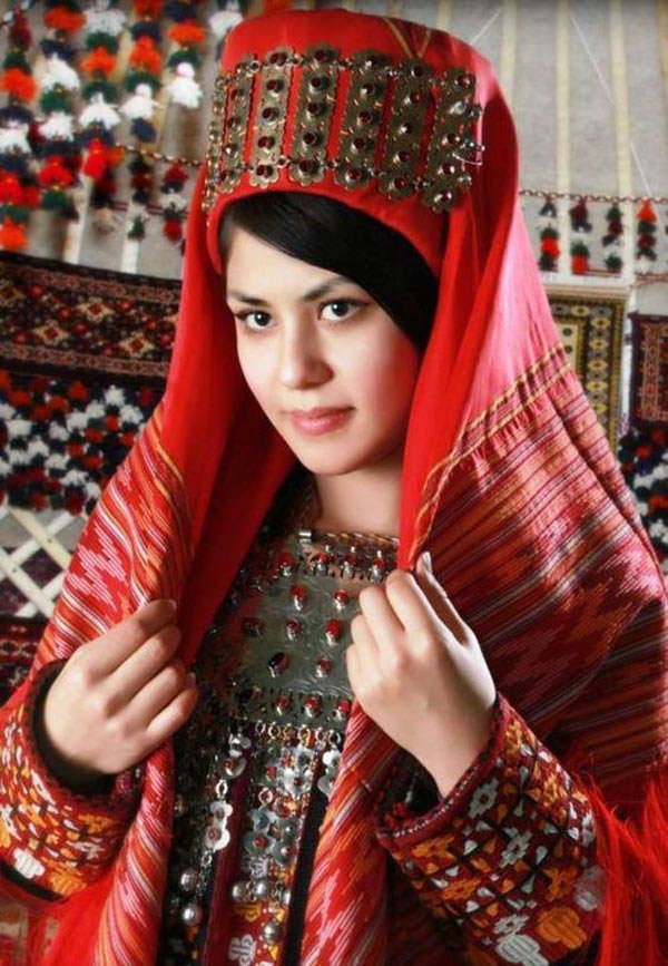 ۱۵ مدل لباس ترکمنی زنانه زیبا و جذاب