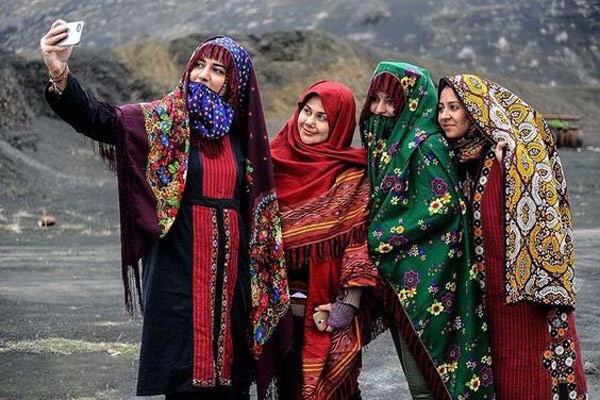 ۱۵ مدل لباس ترکمنی زنانه زیبا و جذاب