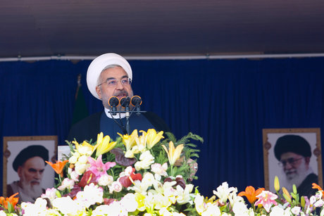 جنجال در سخنرانی رئیس جمهور در یزد؛ روحانی از کوره در رفت
