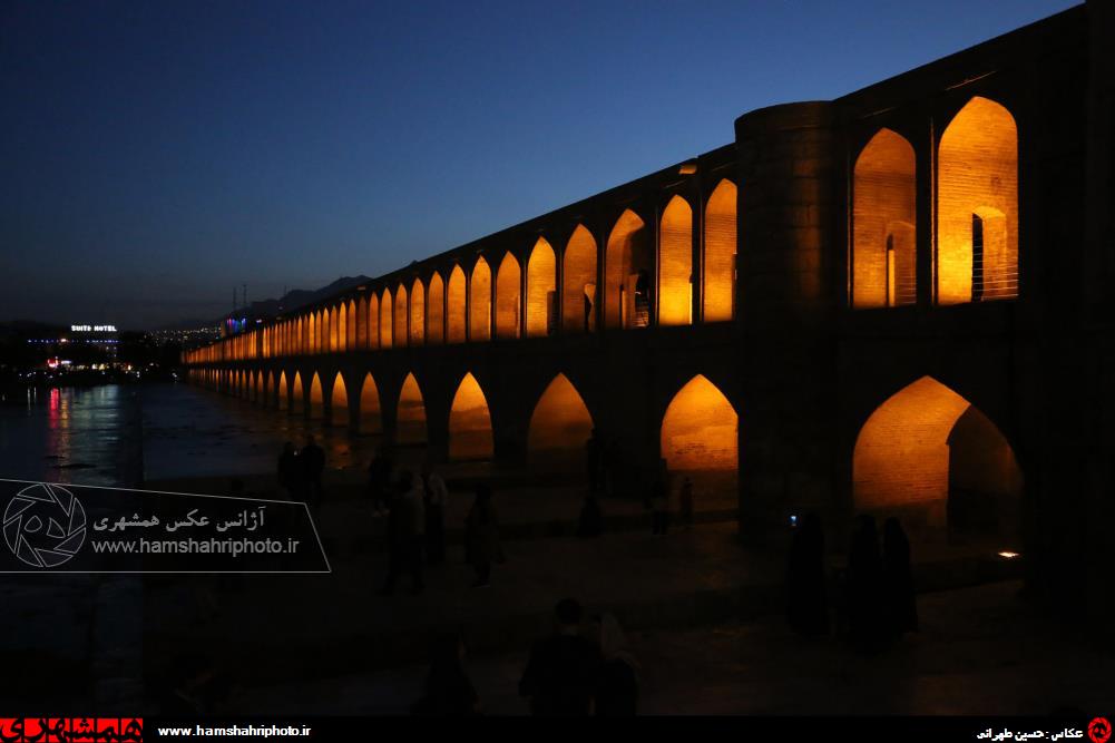 گذری بر اصفهان نصف جهان
