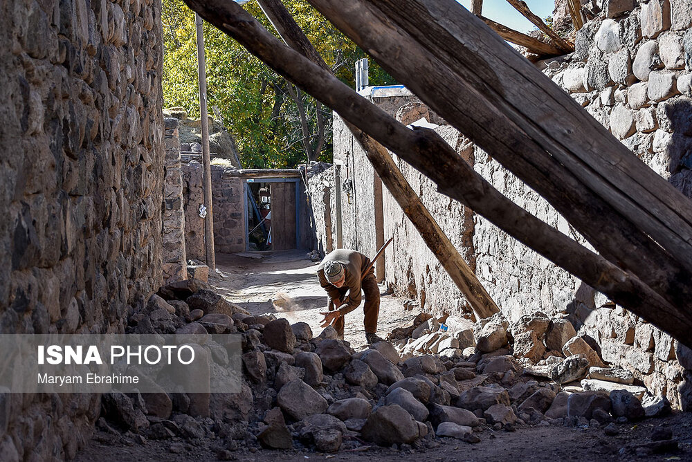 عکس/ میانه سومین روز پس از زلزله