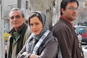 حسین یاری و مهراوه شریفی‌نیا در نقش یک زوج روزنامه‌نگار