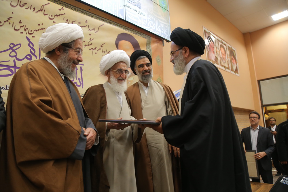 گزارش تصویری / گرامیداشت سی و هشتمین سالگرد ارتحال علامه طباطبایی