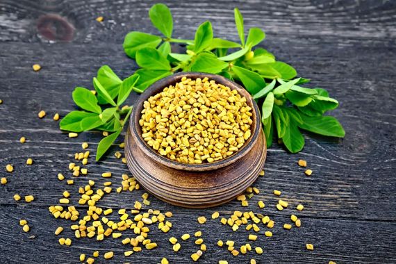 درمان‌های طبیعی موثر در تقویت موهای نازک شده