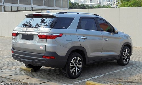 دانگ فنگ و یک کراس اوور 13 هزار دلاری!
