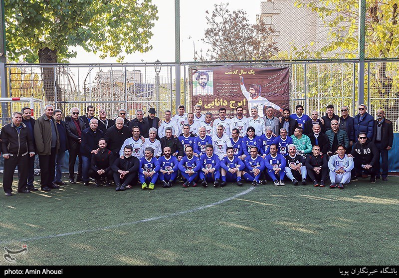 دیدار نمادین پیشکسوتان تیم های استقلال و پاس
