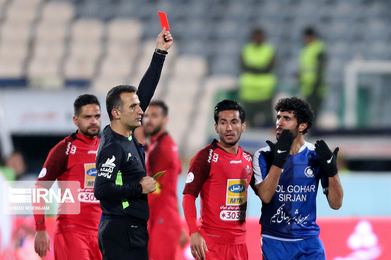 تکل خطرناک در دیدار پرسپولیس و گل گهر