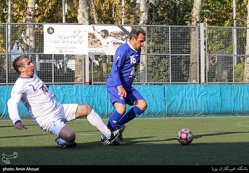دیدار نمادین پیشکسوتان تیم های استقلال و پاس