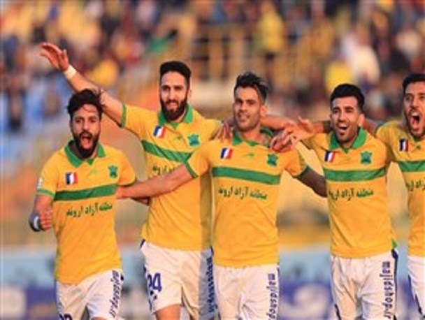تساوی صنعت نفت آبادان مقابل شاهین بوشهر